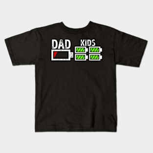 Dad Of Four Low Battery Father Of 4 Kids Dad Kids T-Shirt